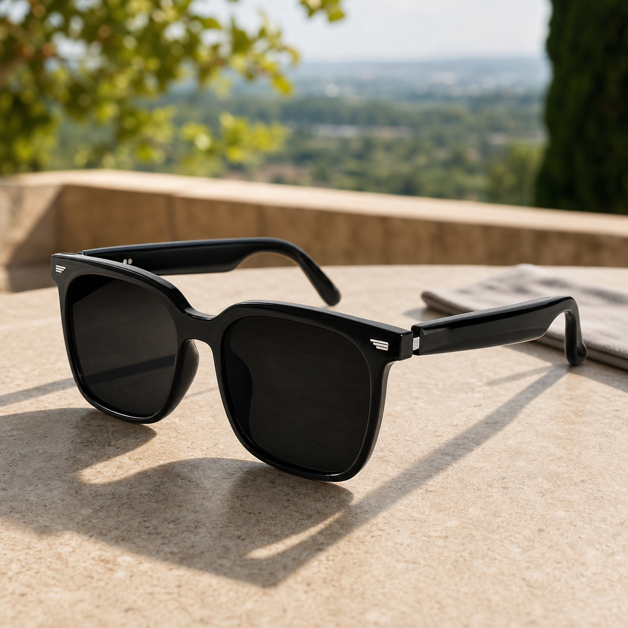 Veclear GS01 Bluetooth Smart Sunglasses in an outdoor travel setting